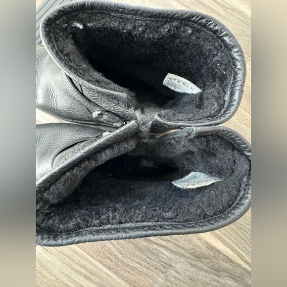 Frye Natalie Biker Engineer Boot Black Waterproof Leather, Shearling Lining 7.5 - Picture 12 of 12